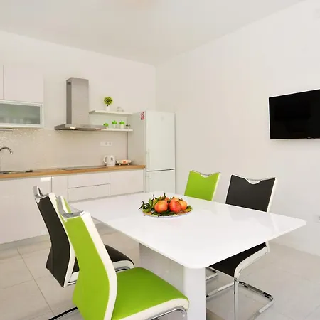 Seas The Day Apartments Podstrana Exterior photo