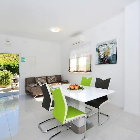 Seas The Day Apartments Podstrana Exterior photo